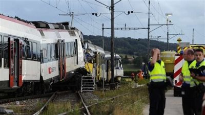 إصابة 20 شخصا في حادث تصادم قطارين بستراسبورج بفرنسا