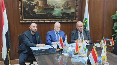  الميناء توقع اتفاقية مع الشركة المصرية لخدمات الطيران (E.A.S) لإدارة 6 استراحات لمباني مطار القاهرة 