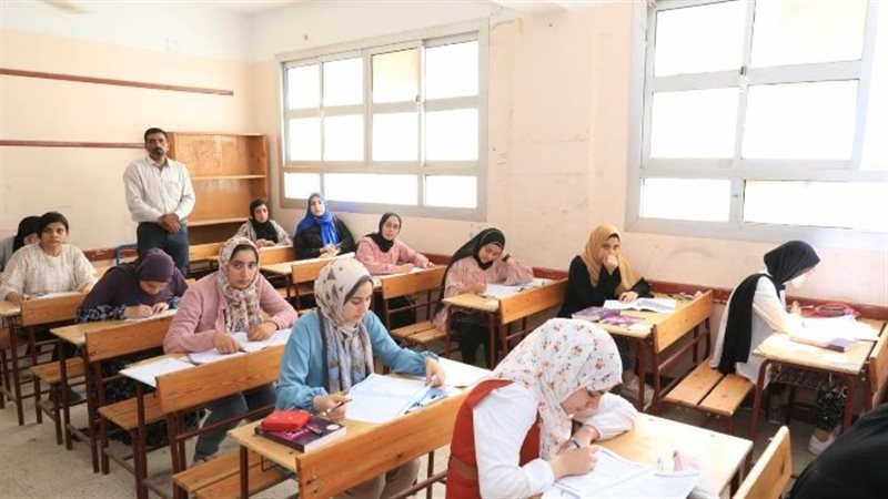 امتحانات صفوف النقل