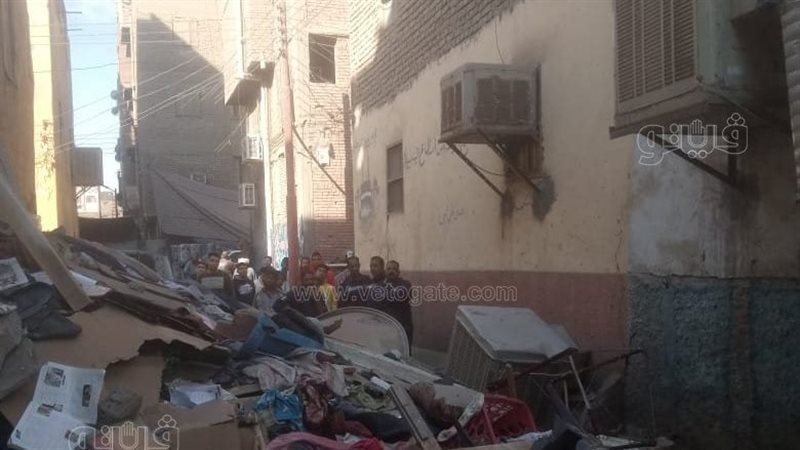 انهيار عقار 