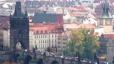 التشيك تعلن تعليق إصدار التأشيرات للمواطنين الروس