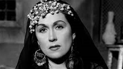 سر تغني ليلى مراد بـ«يا رايحين للنبي الغالي»