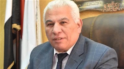 التجديد لمدير 