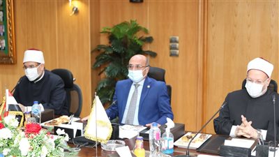 اجتماع بين وزيري العدل والأوقاف للحفاظ على كيان الأسرة