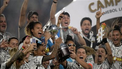 كورينثيانز بطلا لكأس ليبرتادوريس القارية للسيدات | فيديو وصور