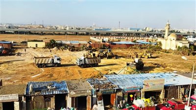 جهاز مدينة 6 أكتوبر يزيل التعديات على أرض 