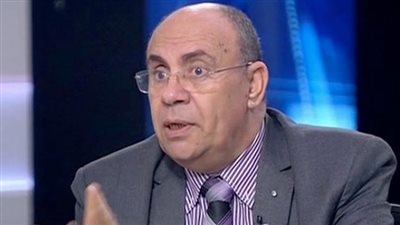 شاب يريد الزواج من زوجة أبيه بعد وفاته.. مبروك عطية يرد|فيديو