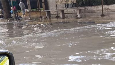 10 صور ترصد غرق شوارع وميادين وأنفاق الإسكندرية.. والمحافظ يعطل الدراسة