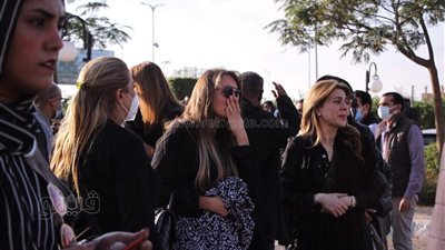 تشييع جثمان الإعلامية أسماء مصطفى | صور