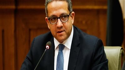 وزير السياحة يصدر قرارًا بتعديل أحكام تراخيص مراكز الغوص والأنشطة البحرية