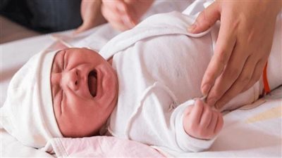 الكشف عن مادة كيميائية ببشرة حديثي الولادة تجعل المرأة أكثر عدوانية.. وهذا موقف الرجل 