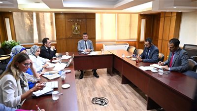 التخطيط والتضامن تبحثان آلية تفعيل المشاركة في جائزة التميز الحكومي