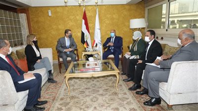 وزير النقل يستقبل السفير الألماني لبحث تنفيذ المشروعات المشتركة