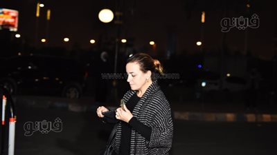 ريهام عبد الغفور تقدم واجب العزاء في سهير البابلي|صور