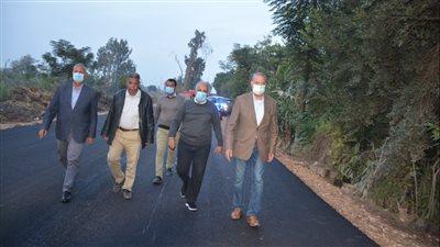 محافظ القليوبية يتابع المشروعات الجاري تنفيذها بطوخ وبنها