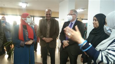 جامعة حلوان تنظم معرض ملابس للطالبات