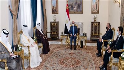 شاهد|نشاط الرئيس اليوم.. السيسي يستقبل مستشار ملك البحرين ويتابع الموقف الإنشائي لمشروعات الهيئة الهندسية