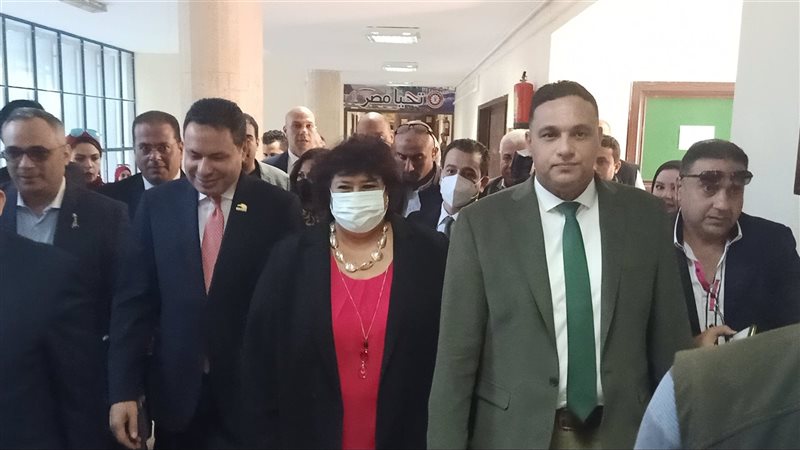 محافظ الدقهلية ونواب