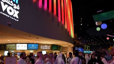 رصدت ميزانيات ضخمة.. السعودية تدخل سوق السينما العالمية من بوابة هوليوود