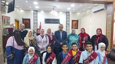 وكيل تعليم القليوبية يكرم أعضاء المكتب التنفيذي لصقل قيادات اتحاد الطلاب