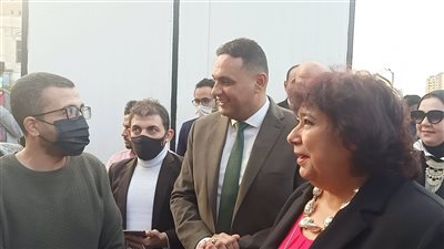 وزيرة الثقافة ومحافظ الدقهلية أمام المسرح القومي تزامنا مع تطويره |فيديو وصور