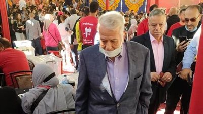 لقطات من انتخابات الأهلي.. هتافات متبادلة خلال التصويت.. وعبد الوهاب يدعم الدرندلي