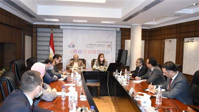 وزيرة التخطيط تناقش التوسع في تنفيذ المشروعات الخضراء