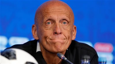 كولينا: عملنا بجهد منذ مونديال روسيا 2018 لتحسين تقنية التسلل