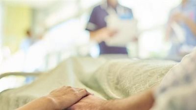 تفسير رؤية الميت مريض في المنام وعلاقته بالظلم والسكوت عن الحق 