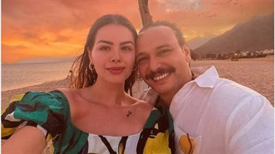 هنادي مهنا تهنئ زوجها أحمد خالد صالح بعيد ميلاده برسالة رومانسية