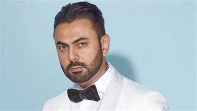 محمد كريم ودارين حداد ومحمود الليثي يخطفون الأنظار في افتتاح مهرجان القاهرة السينمائي| فيديو