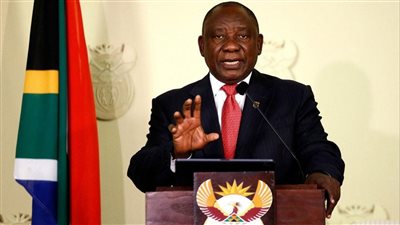 بعد عزلها عن العالم بسبب سلالة أوميكرون.. جنوب أفريقيا: تعليق السفر غير مبرر