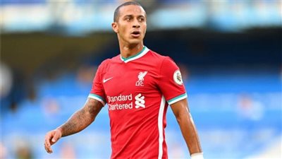 نجم ليفربول يقترب من تحقيق رقم تاريخي في دوري أبطال أوروبا 