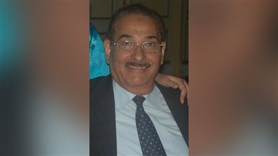 عميد إعلام القاهرة الأسبق يكشف شروط اختيار المتحدثين باسم الوزارات 