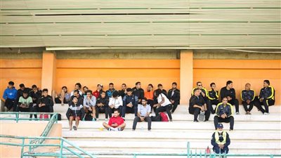 الجهاز الفني لدمنهور يتابع مباراة مياه البحيرة مع أبوقير للأسمدة بالكأس