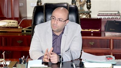 محافظ بني سويف يناقش مع وكيل التعليم تفاصيل مسابقة أوائل الطلبة