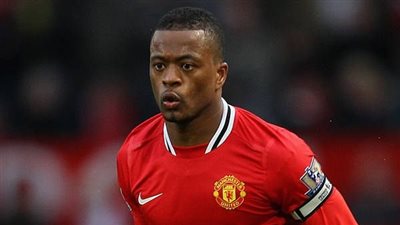 صدمة للمصريين.. باتريس إيفرا يعلن اسم الفائز بالكرة الذهبية