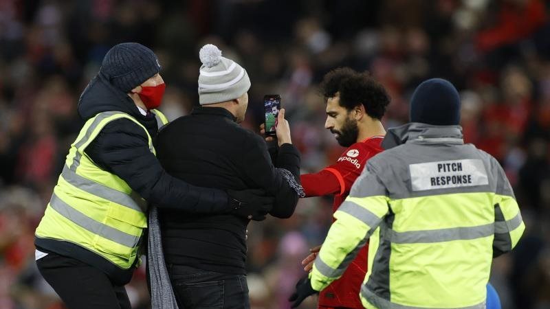 محمد صلاح والمشجع