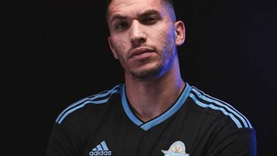 محمود وادي يحرز الهدف الأول لبيراميدز في مرمى مانياما الكونغولي