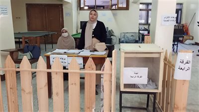 فرز صناديق الاقتراع في انتخابات اتحاد الطلاب بجامعة المنصورة | صور 