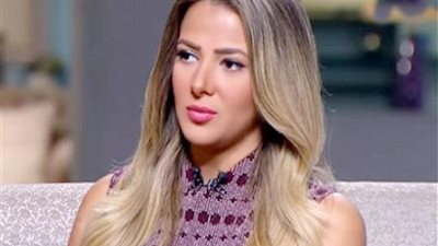 دنيا سمير غانم توجه رسالة لـ رشوان توفيق بعد أزمته مع ابنته