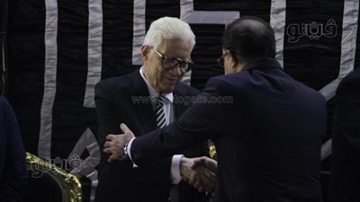 أول ظهور بالزمالك بعد قرار عودته.. مرتضى منصور يصل عزاء جلال إبراهيم.. فيديو