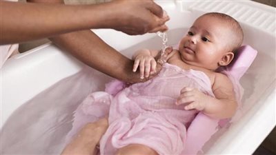 دليل استحمام الرضع والصغار والمراهقين