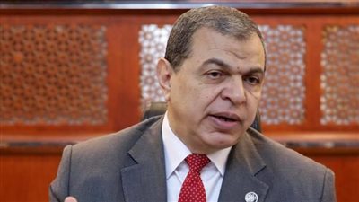 السعودية: تمديد صلاحية الإقامات وتأشيرات الخروج والعودة والزيارة آليا دون مقابل