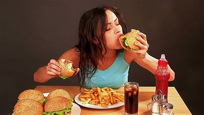 كيف تتحكم في شهيتك خلال الشتاء؟ | فيديو 