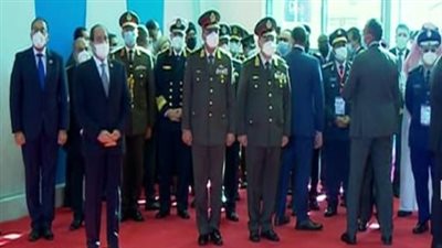 السيسي يفتتح إيديكس 2021.. يتفقد أجنحة المعرض الدولي للصناعات الدفاعية والعسكرية.. يرحب بالمشاركين ويوجه الشكر للقائمين عليه