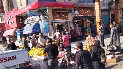حملة مكبرة لإزالة الإشغالات بالسوق السياحي في أسوان | صور