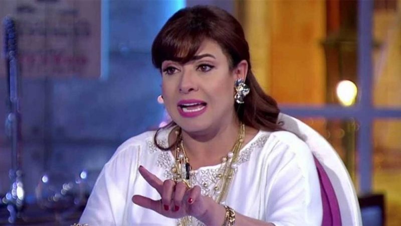نشوي مصطفي 
