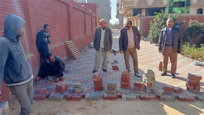  تنفيذ أعمال تركيب الإنترلوك وبالوعات الأمطار بشوارع أجا في الدقهلية (صور)