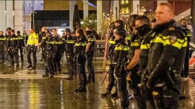 طالبوا بإنهاء دعم الوقود، الشرطة الهولندية تعتقل 700 متظاهر